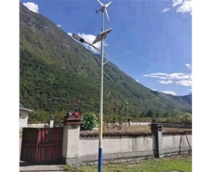 天水壁挂太阳能路灯生产厂家